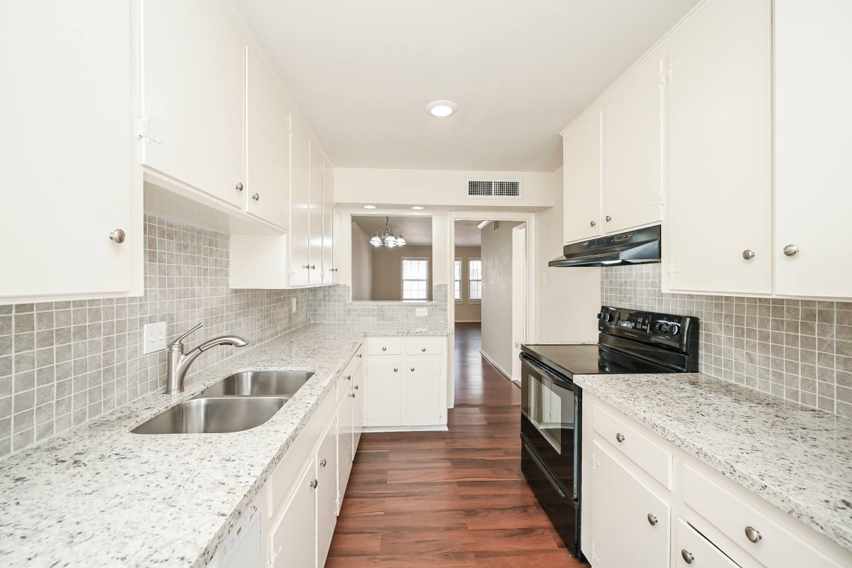 Condo for rent at 5230 Arboles Dr #4, Houston, TX 77035