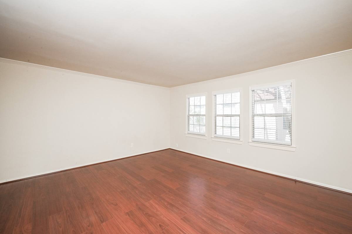 Condo for rent at 5230 Arboles Dr #4, Houston, TX 77035