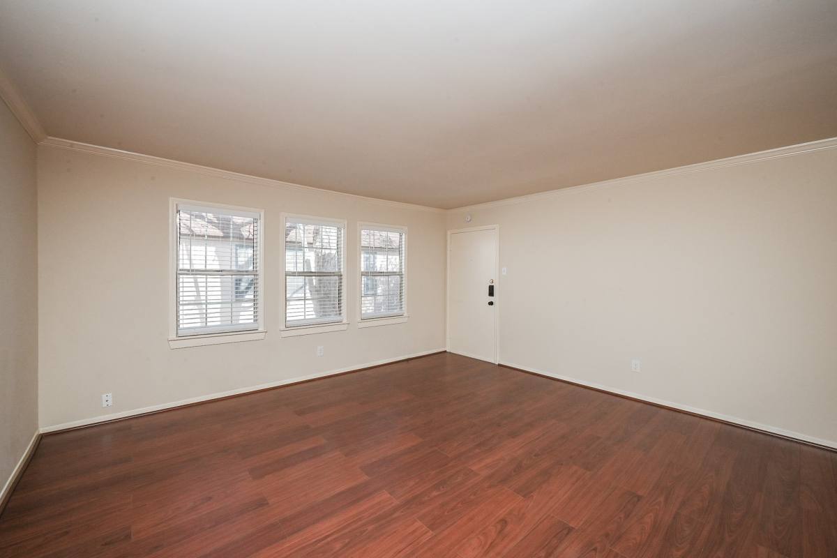 Condo for rent at 5230 Arboles Dr #4, Houston, TX 77035