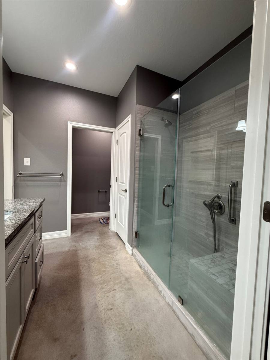 Apartment for rent at 17980 Farm To Market Rd #2090, Conroe, TX 77306