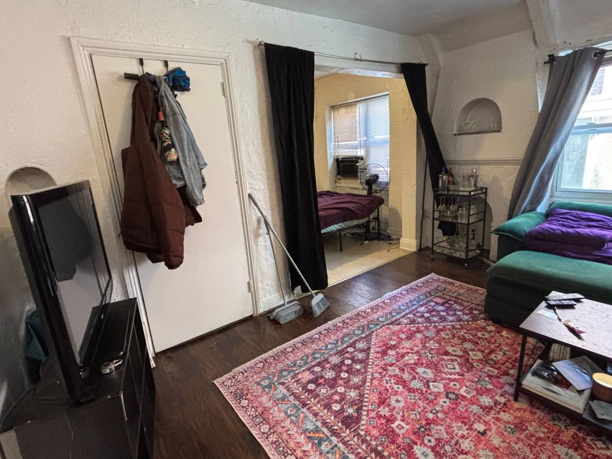 Apartment for rent at 4825 Centre Ave, Pittsburgh, PA 15213