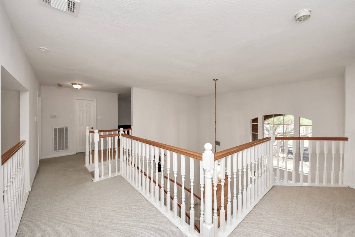 Apartment for rent at 4418 Bermuda Dr, Sugar Land, TX 77479