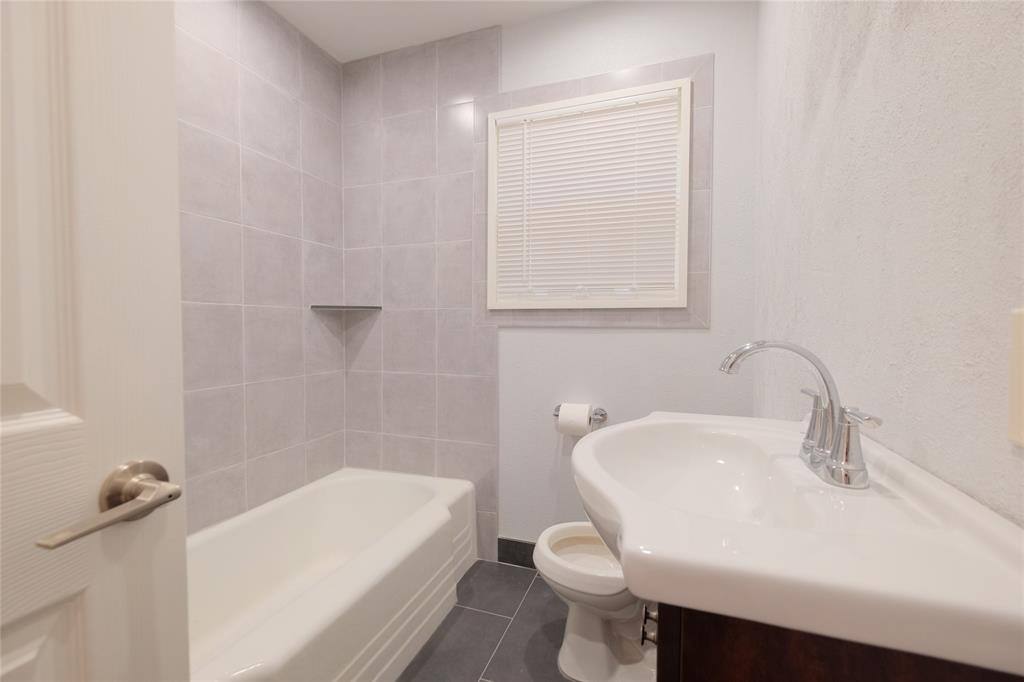 Apartment for rent at 2104 Kings Ave, Haltom City, TX 76117