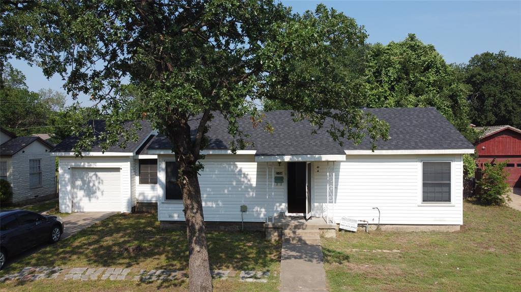 Apartment for rent at 2104 Kings Ave, Haltom City, TX 76117