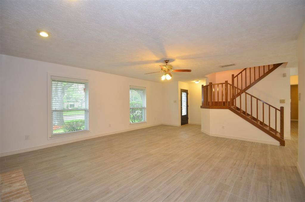 Apartment for rent at 2822 River Birch Dr, Sugar Land, TX 77479