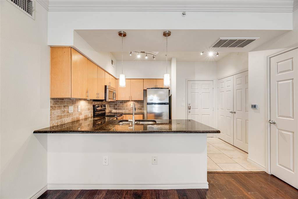 Condo for rent at 3102 Kings Rd #2204, Dallas, TX 75219