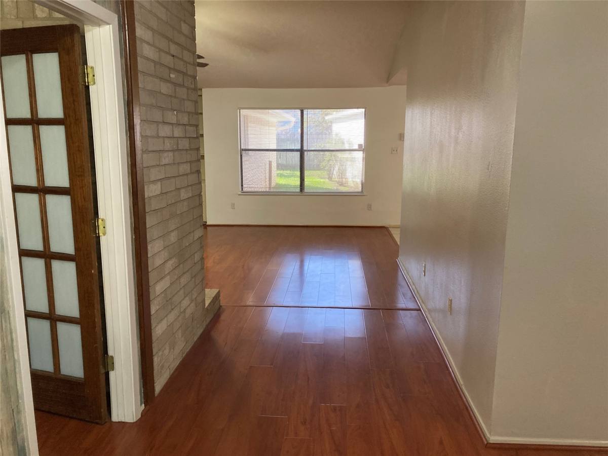 Apartment for rent at 2906 Green Fields Dr, Sugar Land, TX 77479