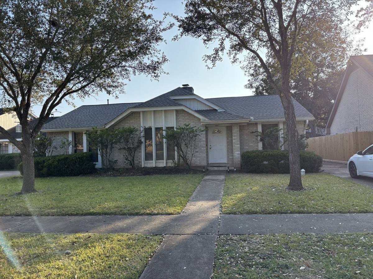 Apartment for rent at 2906 Green Fields Dr, Sugar Land, TX 77479