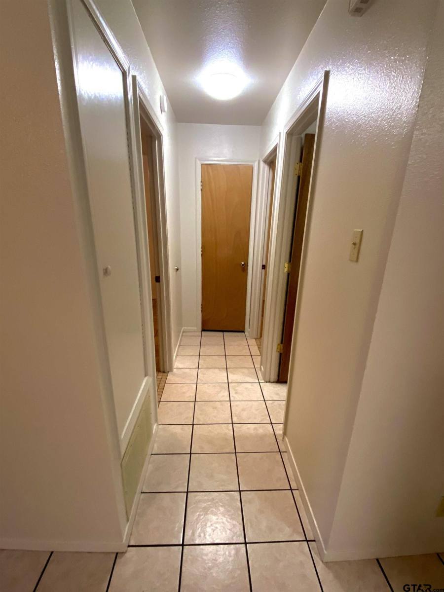 Apartment for rent at 9650 Front St, Murchison, TX 75778