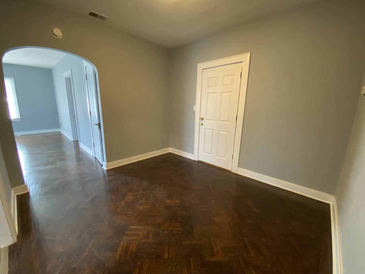 Apartment for rent at 301 W Whitney #203, Louisville, KY 40214