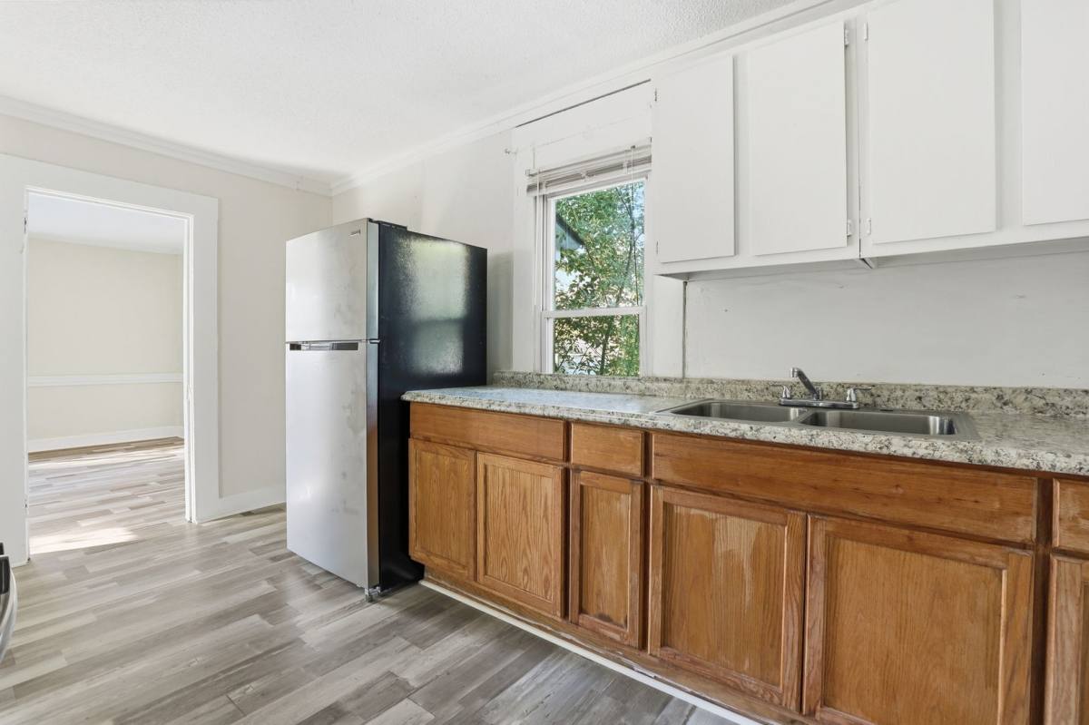 Apartment for rent at 1303 E 33rd St, Savannah, GA 31404