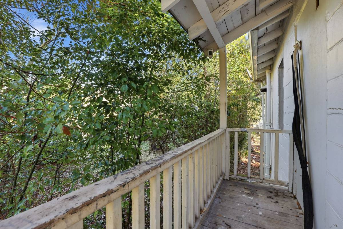 Apartment for rent at 1303 E 33rd St, Savannah, GA 31404