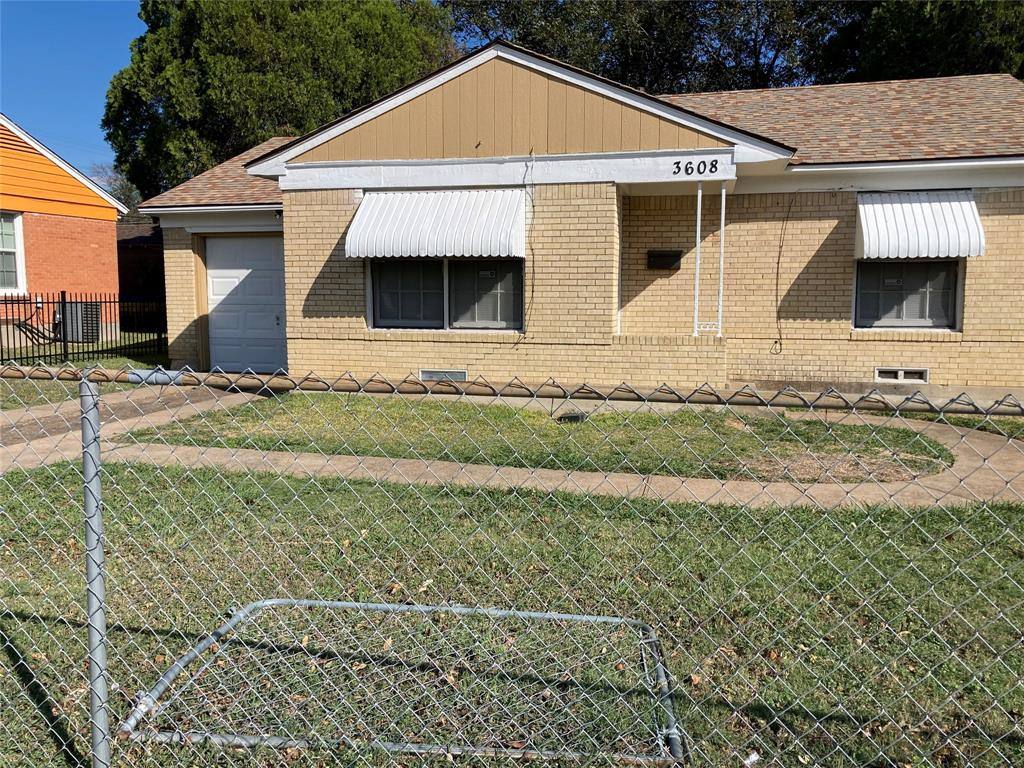 Apartment for rent at 3608 S Marsalis Ave, Dallas, TX 75216