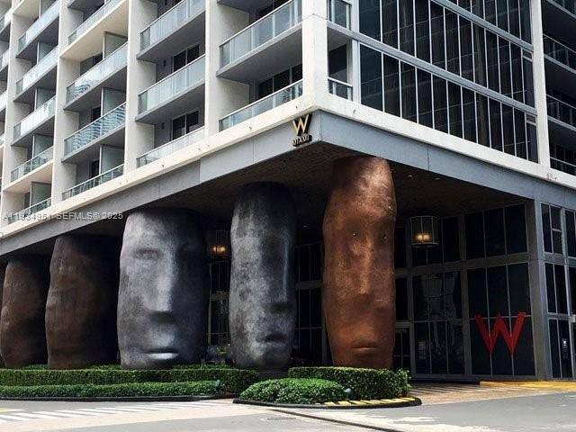 Apartment for rent at 495 Brickell Ave #2610, Miami, FL 33131