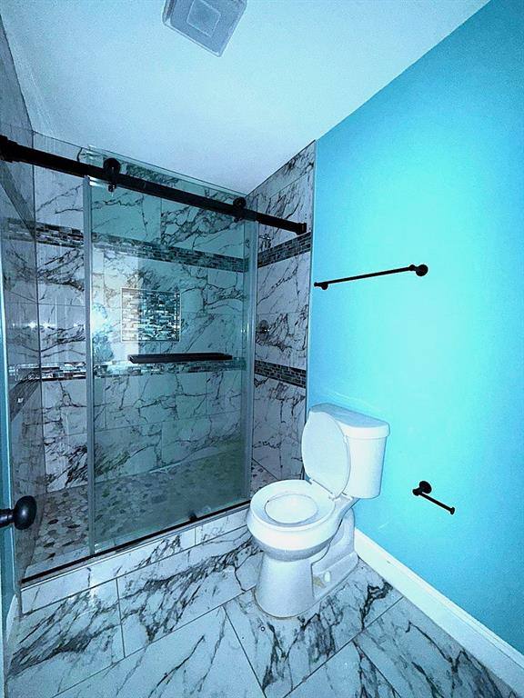 Apartment for rent at 2406 S Marsalis Ave, Dallas, TX 75216