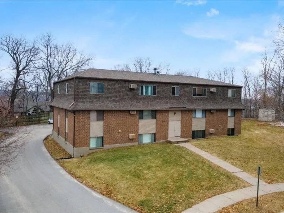 Apartment for rent at 934 23rd Ave Place, Coralville, IA 52241