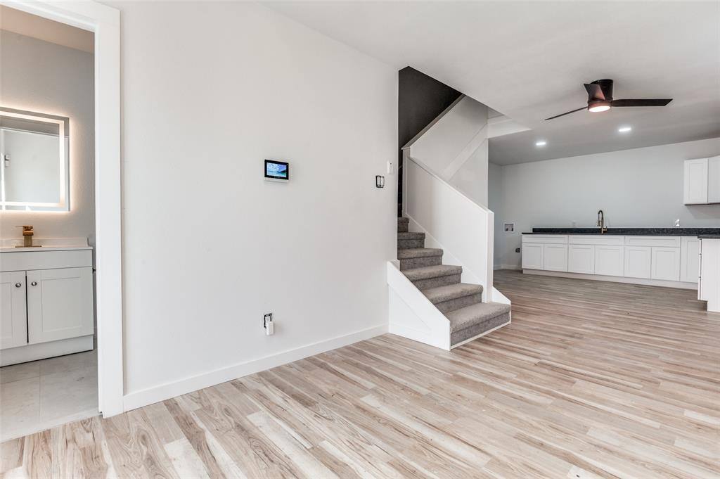 Apartment for rent at 2503 Stovall Dr, Dallas, TX 75216