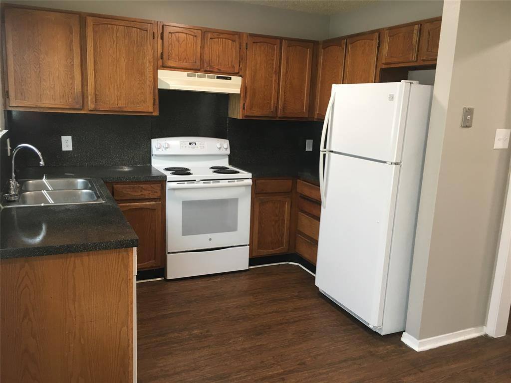 Townhouse for rent at 1409 Courtney Place #1409C, Cleburne, TX 76033