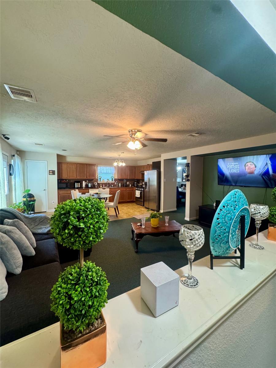 Apartment for rent at 7130 Liberty Creek Trail, Houston, TX 77049
