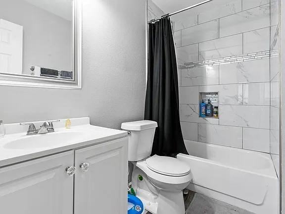 Apartment for rent at 2819 Alabama Ave, Dallas, TX 75216