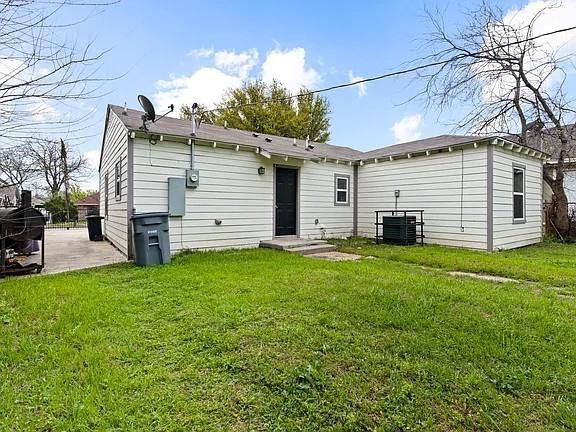 Apartment for rent at 2819 Alabama Ave, Dallas, TX 75216