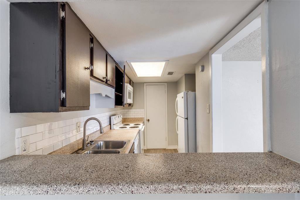 Condo for rent at 12818 Midway Rd #2068, Dallas, TX 75244