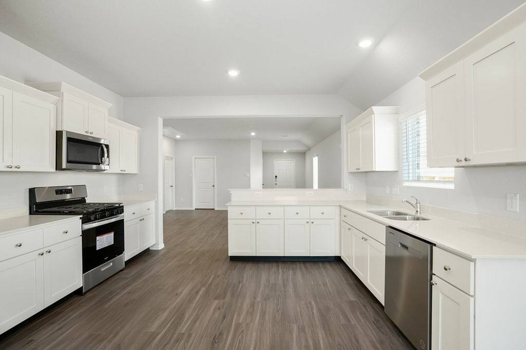 Apartment for rent at 3045 Wood Lily Dr, Brookshire, TX 77423