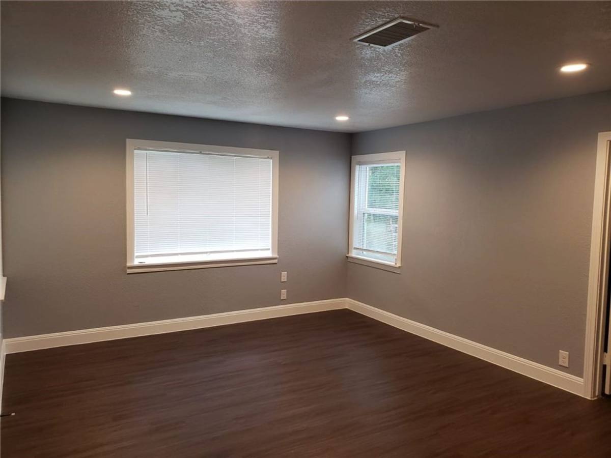 Apartment for rent at 18901 Hog Eye Rd, Manor, TX 78653