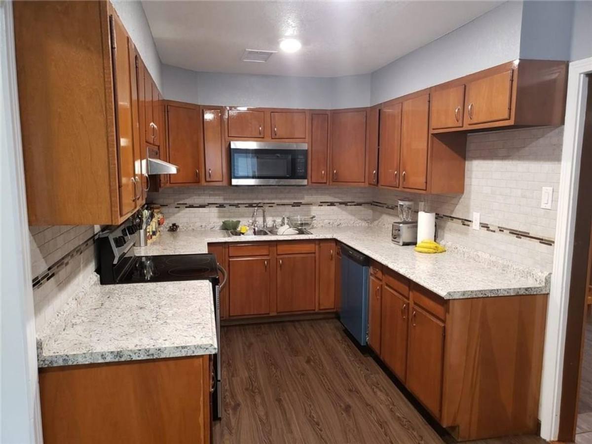 Apartment for rent at 18901 Hog Eye Rd, Manor, TX 78653