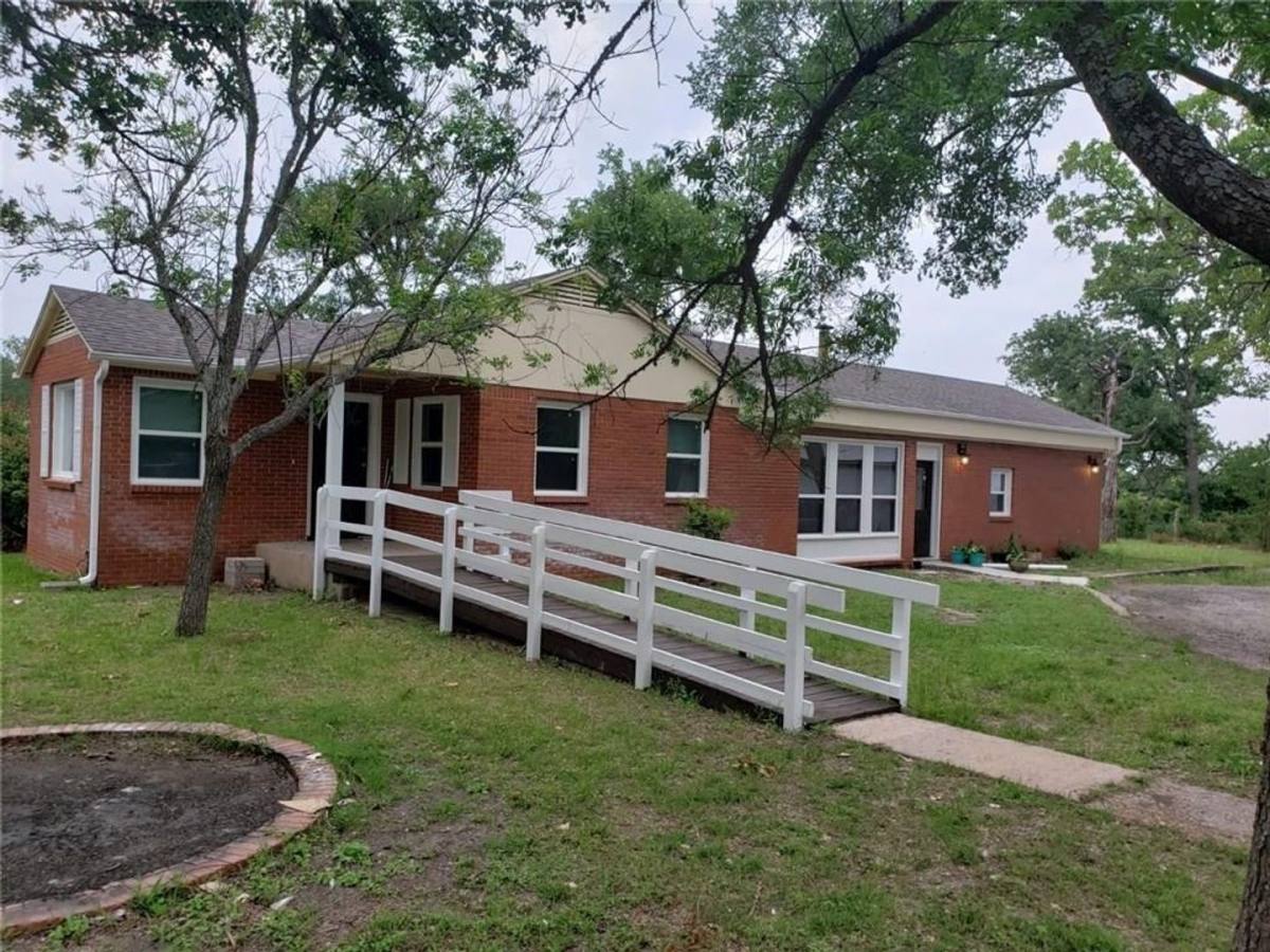 Apartment for rent at 18901 Hog Eye Rd, Manor, TX 78653