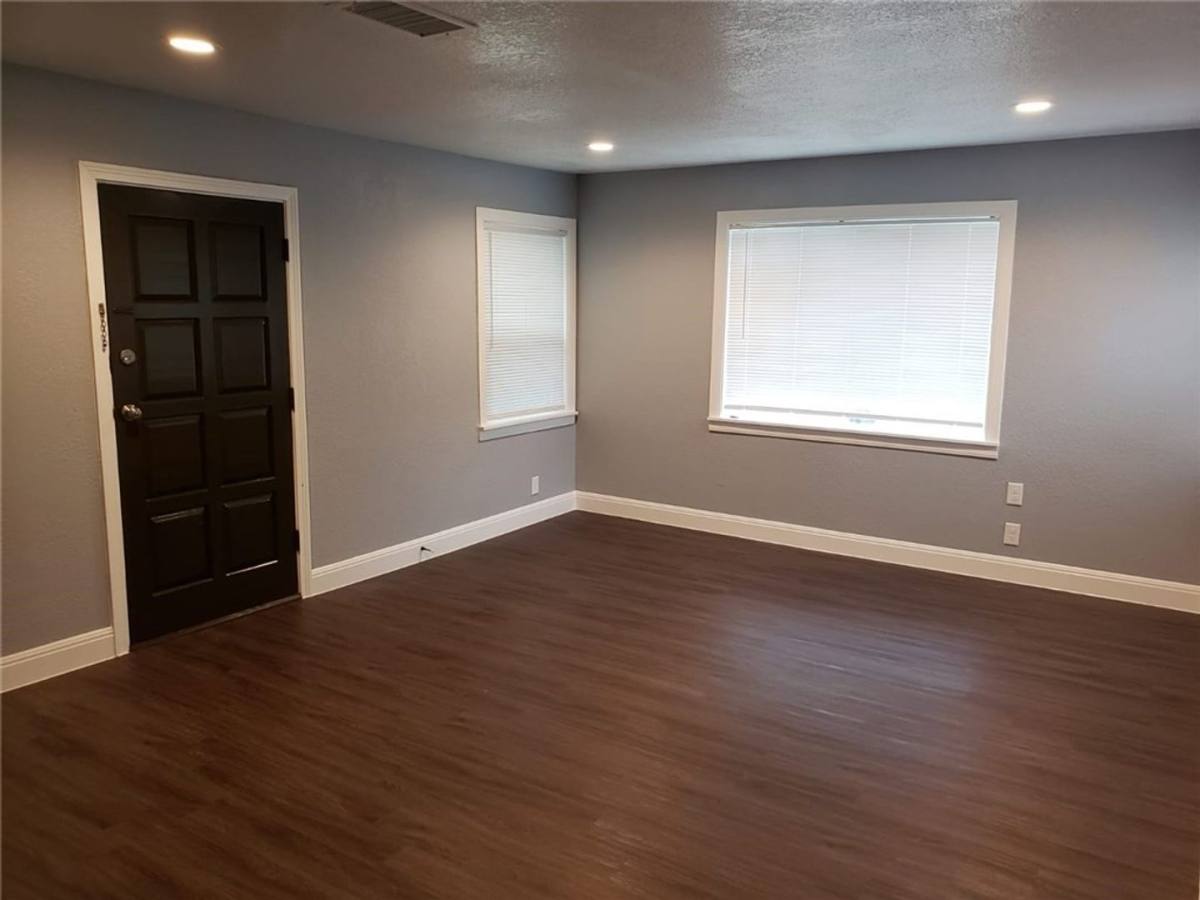 Apartment for rent at 18901 Hog Eye Rd, Manor, TX 78653
