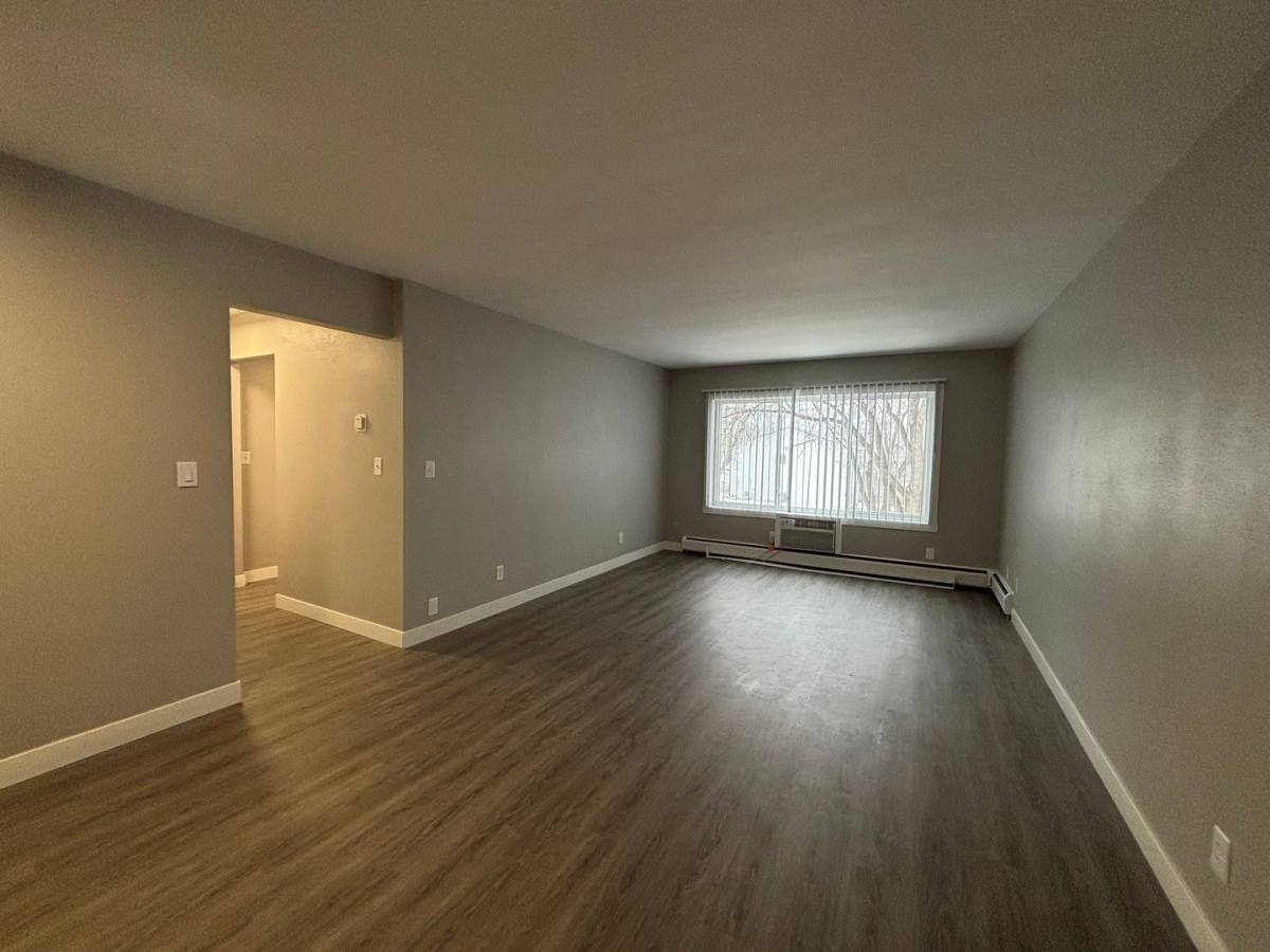 Apartment for rent at 517 28th Ave N, Fargo, ND 58102