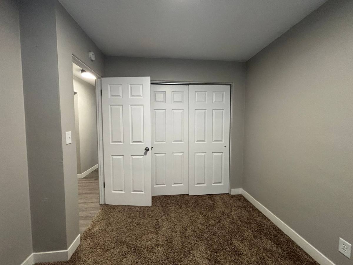 Apartment for rent at 517 28th Ave N, Fargo, ND 58102