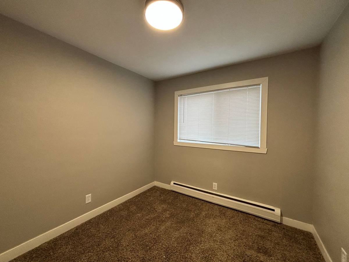 Apartment for rent at 517 28th Ave N, Fargo, ND 58102