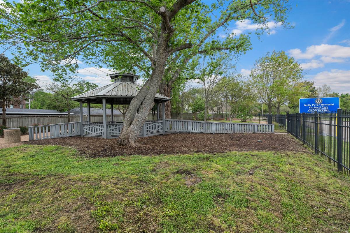 Townhouse for rent at 766 Memorial Mews St #766B, Houston, TX 77079