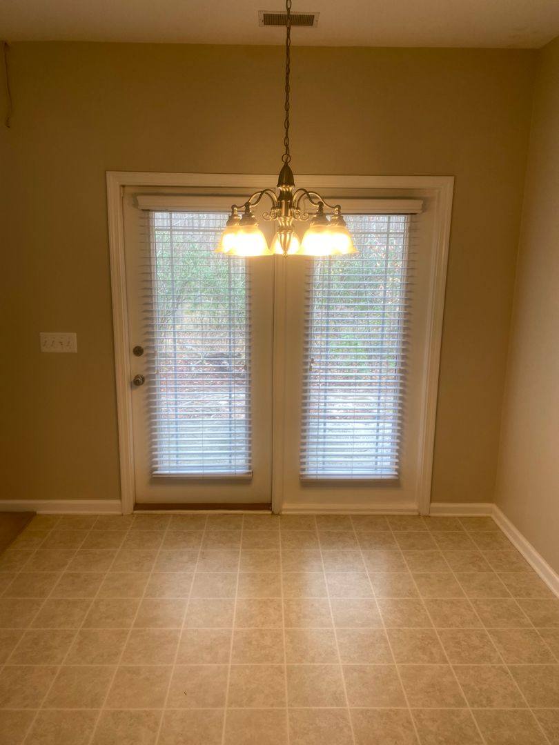 House for rent at 240 Summer Hill Way, Richmond Hill, GA 31324