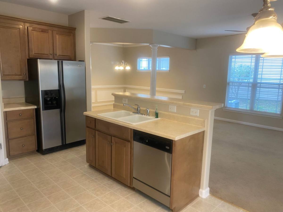 House for rent at 240 Summer Hill Way, Richmond Hill, GA 31324