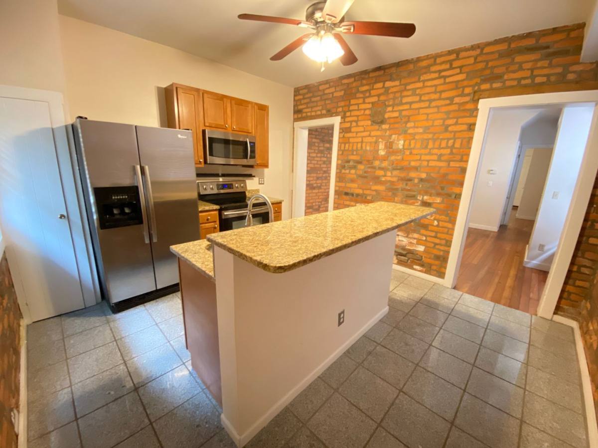 Apartment for rent at 884-886 Hunter Ave, Columbus, OH 43215