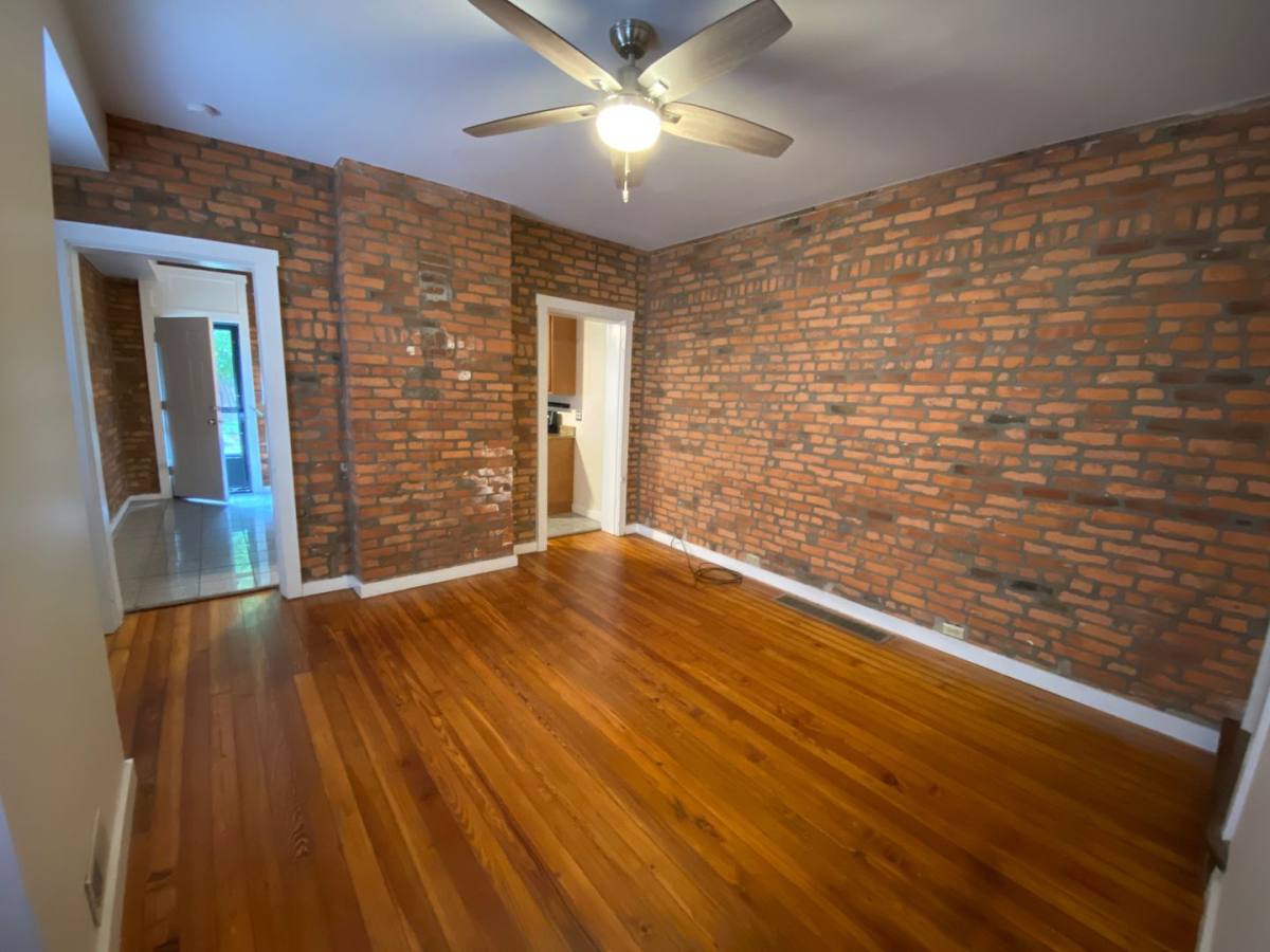 Apartment for rent at 884-886 Hunter Ave, Columbus, OH 43215
