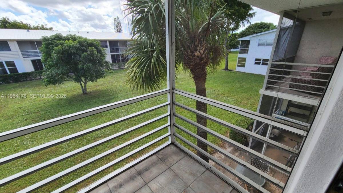 Apartment for rent at 135 Coventry F #135, West Palm Beach, FL 33417