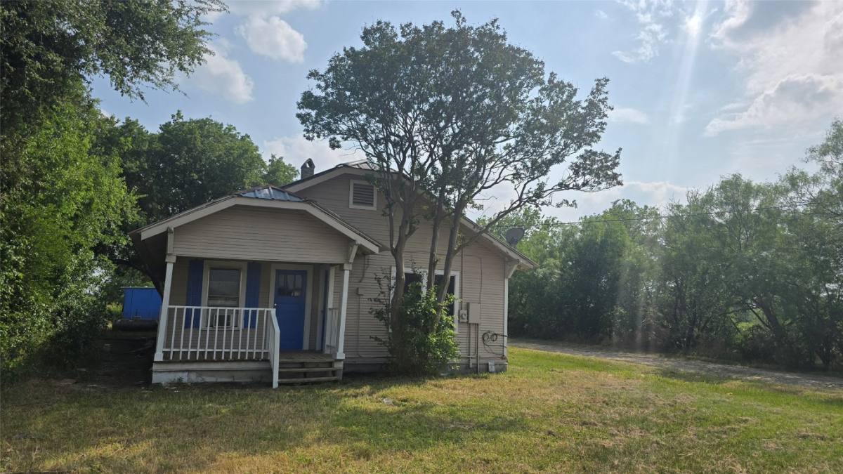 Apartment for rent at 18327 Blake Manor Rd, Manor, TX 78653