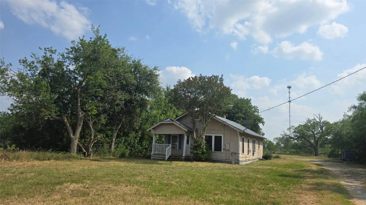 Apartment for rent at 18327 Blake Manor Rd, Manor, TX 78653
