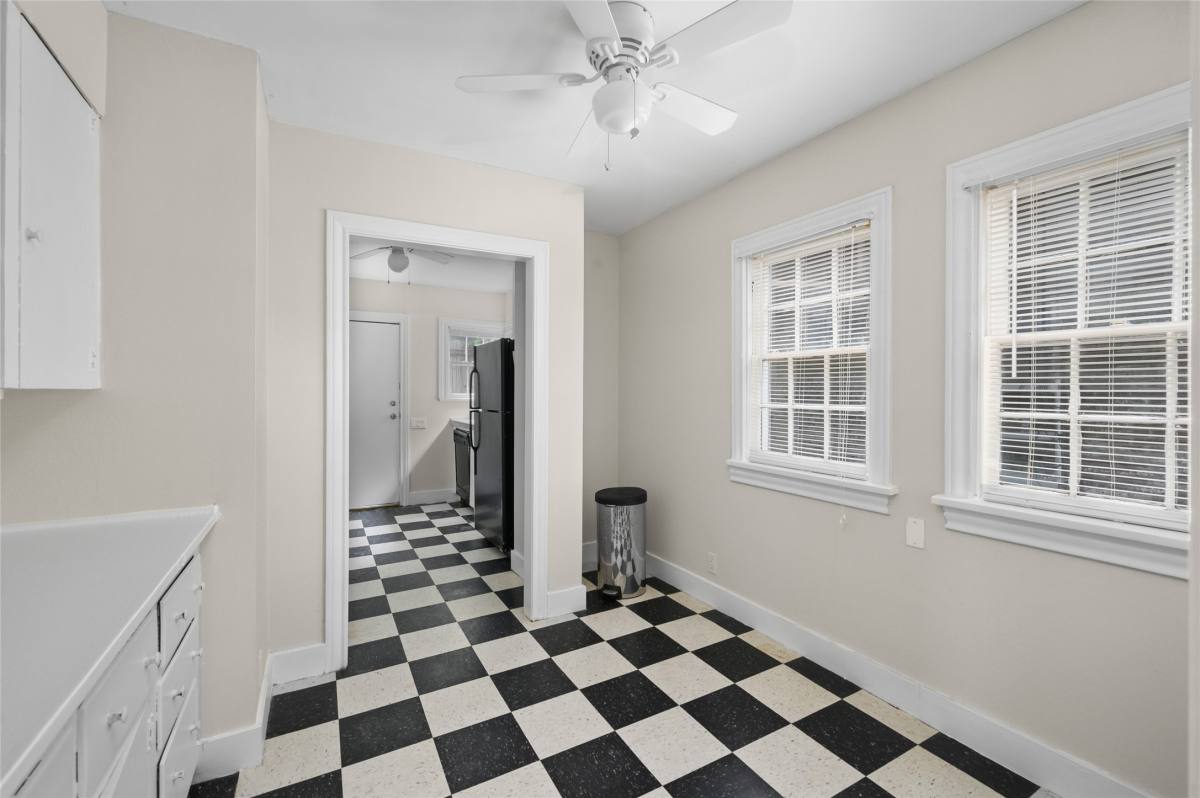 Apartment for rent at 1955 Lexington St #1955A, Houston, TX 77098