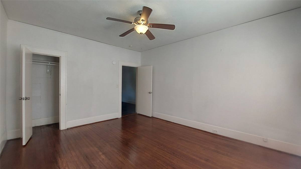 Apartment for rent at 3717 Audubon Place #1, Houston, TX 77006