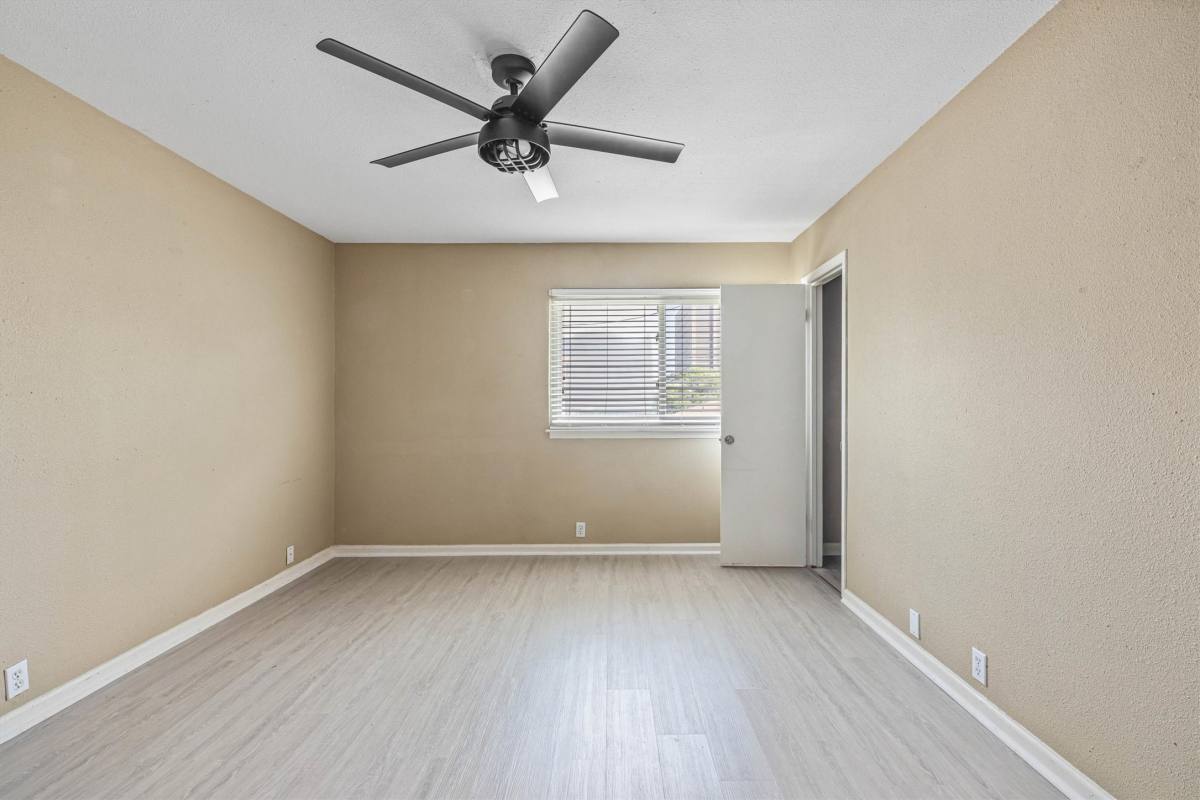 525 11th St #525-2, Galveston, TX 77550 - Townhouse For Rent - Image 5