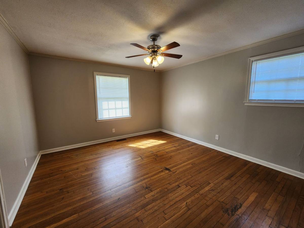 House for rent at 702 Pineridge Dr, Valdosta, GA 31602