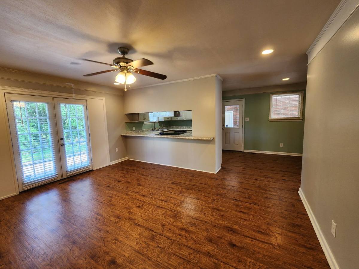 House for rent at 702 Pineridge Dr, Valdosta, GA 31602