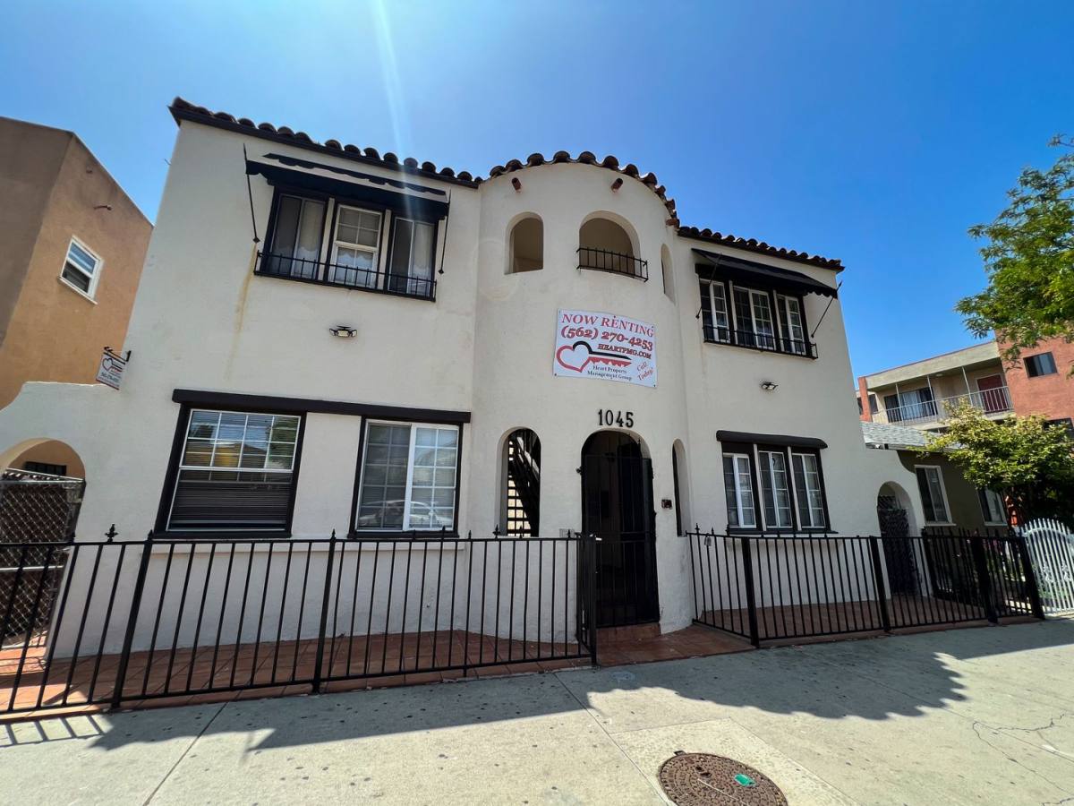 Apartment for rent at 1045 Saint Louis Ave, Long Beach, CA 90804