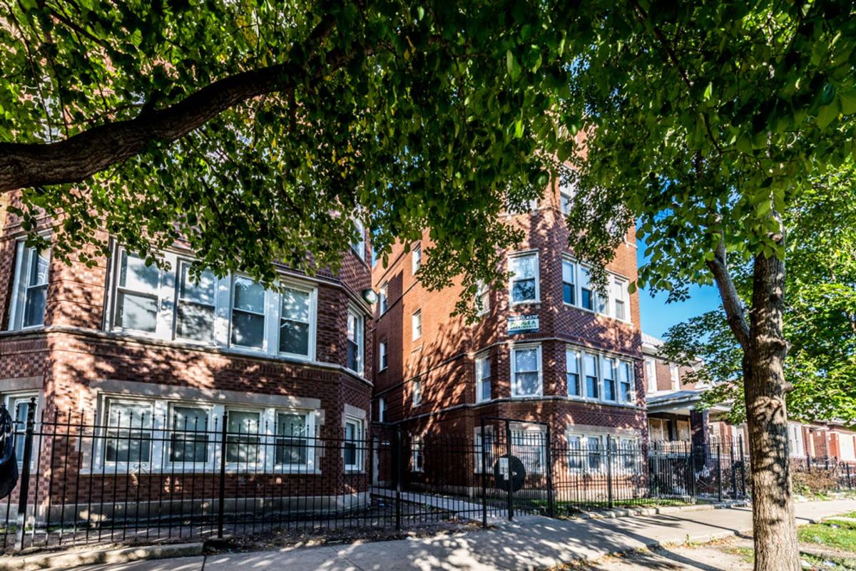 Apartment for rent at 6230 S Artesian Ave, Chicago, IL 60636
