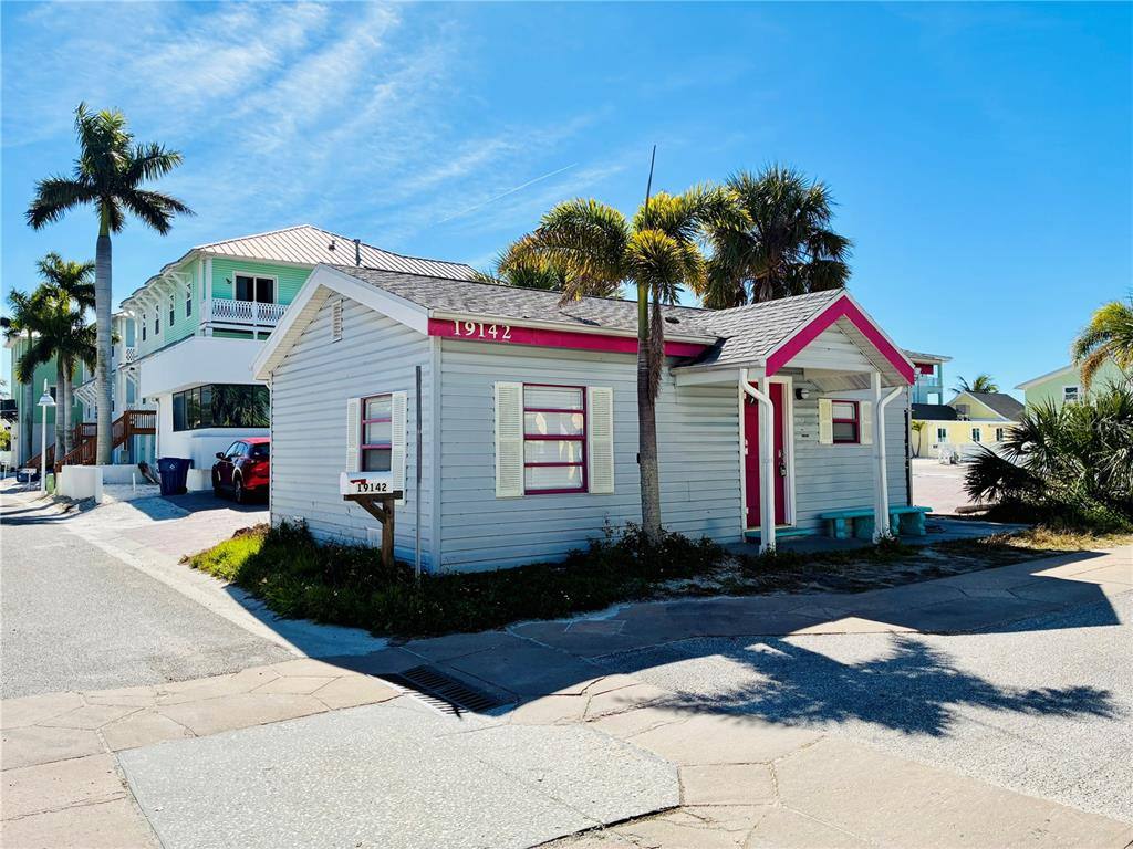 Apartment for rent at 19142 Whispering Pines Dr, Indian Rocks Beach, FL 33785